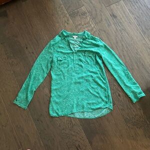 Green lightweight splendid long sleeved shirt
